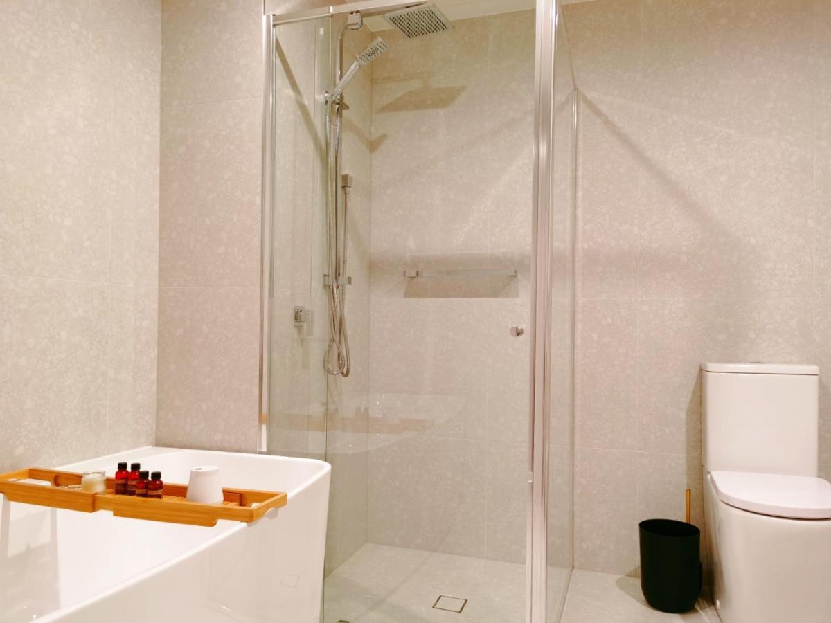 Brand New Luxe Sol Cbd One Bedroom *